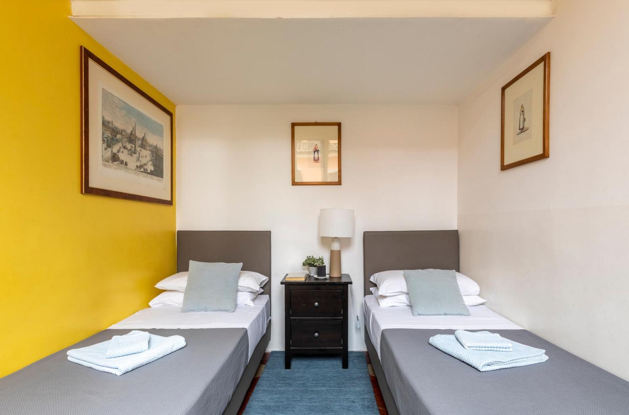 Colosseo Apartment- Heart Of Rione Monti Roma Ngoại thất bức ảnh